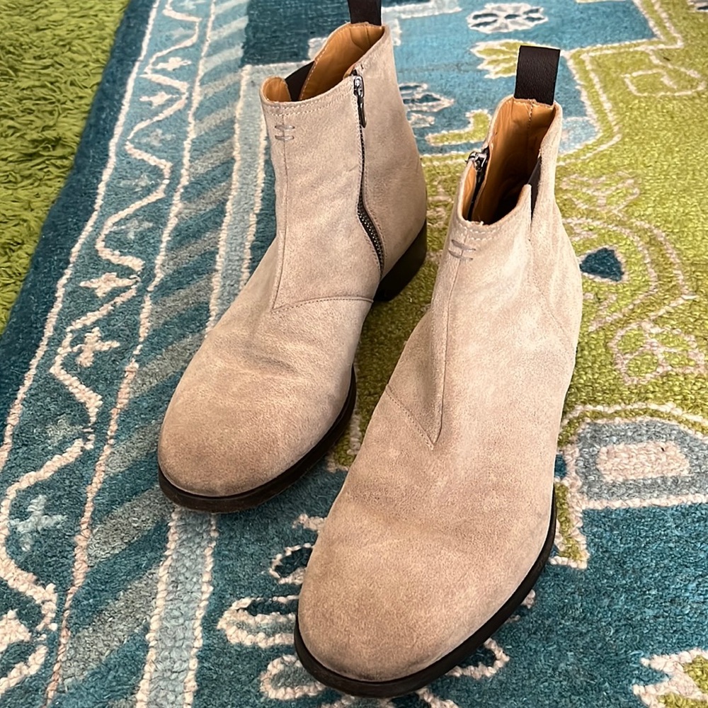Barneys suede camel Chelsea boots